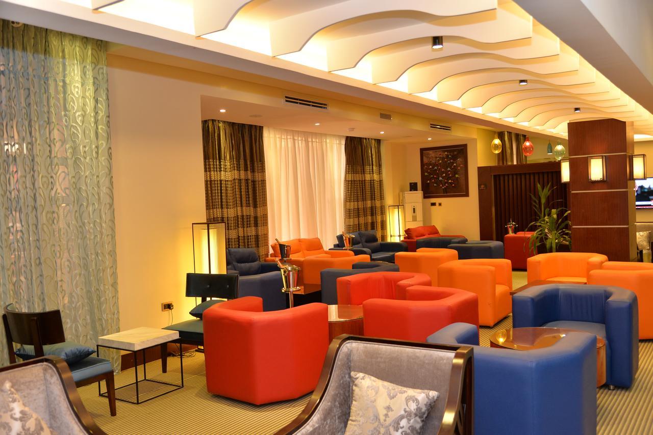 Grand Pela Hotel & Suites Абуджа Экстерьер фото