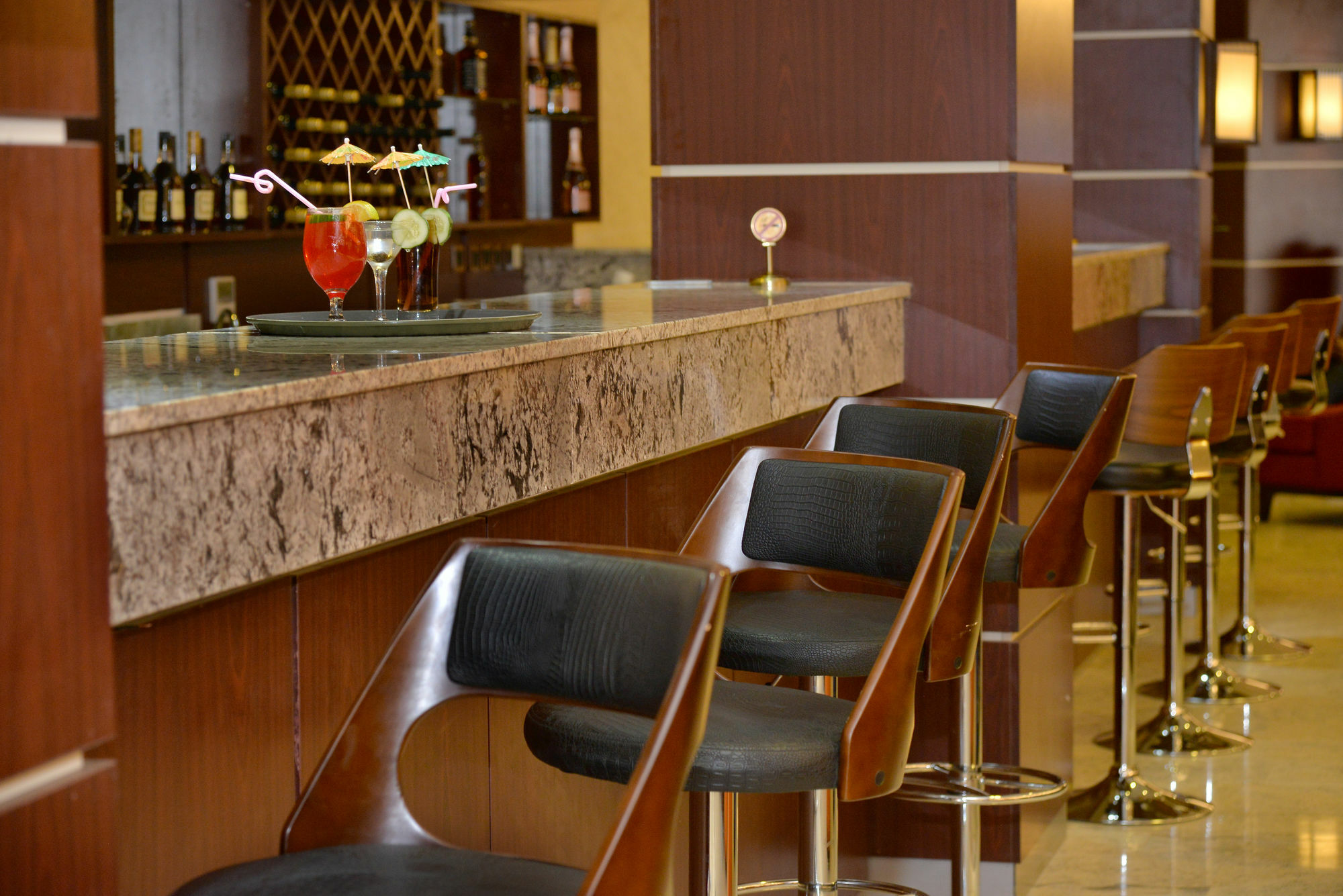 Grand Pela Hotel & Suites Абуджа Экстерьер фото